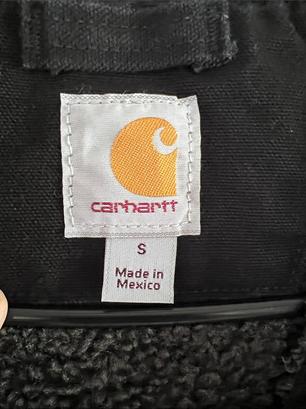Carhartt Sherpa lined canvas vest men’s size small - Picture 2 of 3